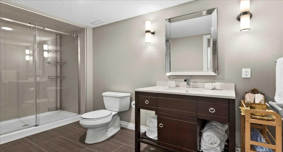 Stunning 3 pce bath lower level