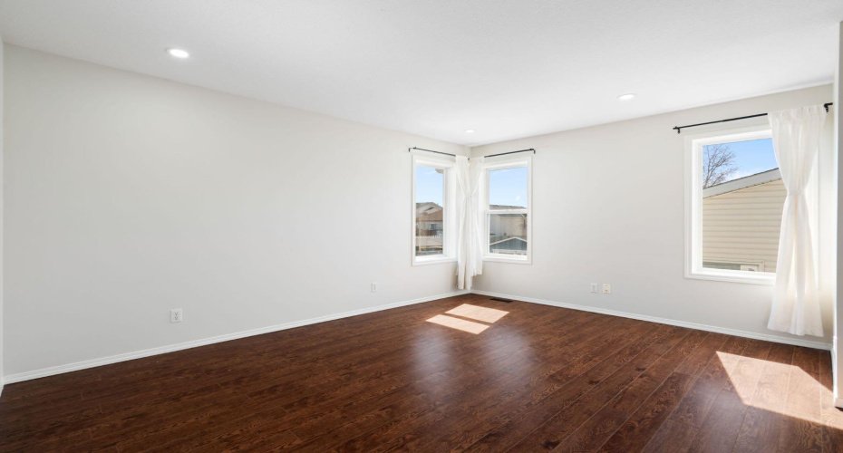 95 Coventry Road, Calgary, Alberta T3K5K4, 3 Bedrooms Bedrooms, ,2 BathroomsBathrooms,Residential,For Sale,Coventry,A2304017