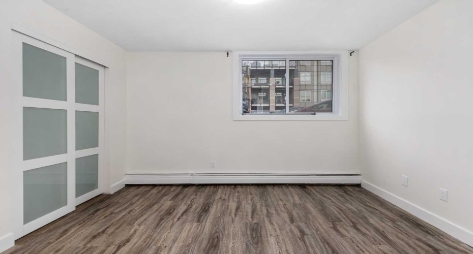 824 4 Avenue, Calgary, Alberta T2N 0M8, 1 Bedroom Bedrooms, ,1 BathroomBathrooms,Residential,For Sale,4,A2304027