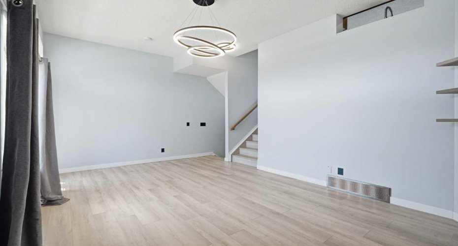 337 Copperfield Boulevard, Calgary, Alberta T2Z 4Z4, 2 Bedrooms Bedrooms, ,3 BathroomsBathrooms,Residential,For Sale,Copperfield,A2304037