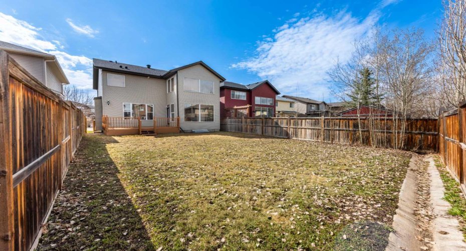 125 Autumn Gardens, Calgary, Alberta T3M 0H8, 3 Bedrooms Bedrooms, ,3 BathroomsBathrooms,Residential,For Sale,Autumn,A2304045