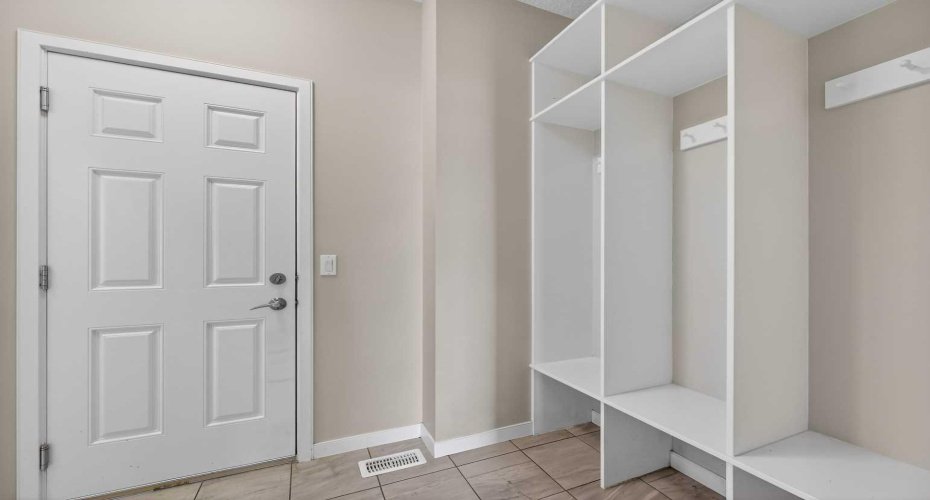 15 Fireside Crescent, Cochrane, Alberta T4C 2L4, 3 Bedrooms Bedrooms, ,3 BathroomsBathrooms,Residential,For Sale,Fireside,A2304197