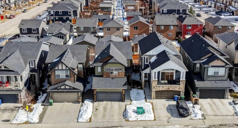 15 Fireside Crescent, Cochrane, Alberta T4C 2L4, 3 Bedrooms Bedrooms, ,3 BathroomsBathrooms,Residential,For Sale,Fireside,A2304197