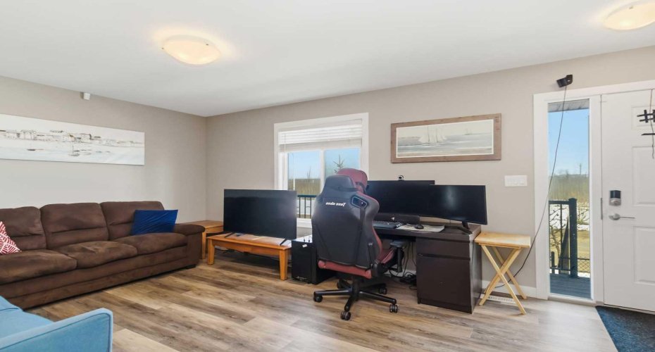 401 Athabasca Avenue, Fort McMurray, Alberta T9J 0A1, 3 Bedrooms Bedrooms, ,3 BathroomsBathrooms,Residential,For Sale,Athabasca,A2304260