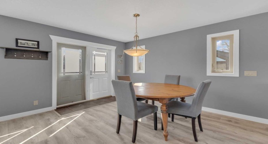 Dining room off the main double door entry (coat closet is off the rear double door entry.)