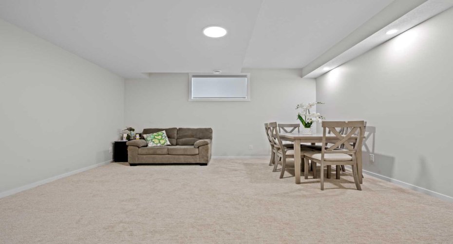 12 Southwinds Common, Airdrie, Alberta T4B 5T9, 4 Bedrooms Bedrooms, ,4 BathroomsBathrooms,Residential,For Sale,Southwinds,A2304331