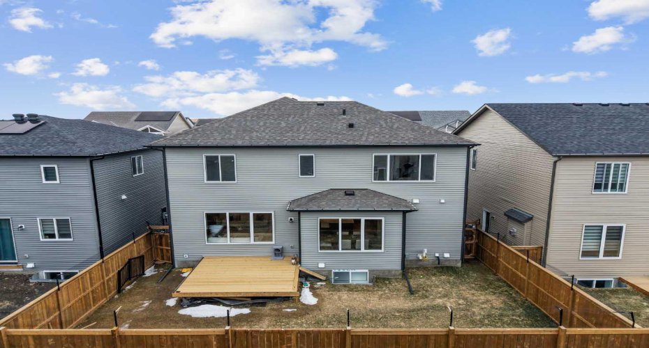 12 Southwinds Common, Airdrie, Alberta T4B 5T9, 4 Bedrooms Bedrooms, ,4 BathroomsBathrooms,Residential,For Sale,Southwinds,A2304331