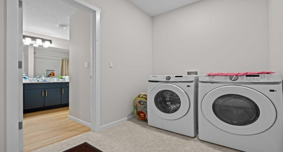 12 Southwinds Common, Airdrie, Alberta T4B 5T9, 4 Bedrooms Bedrooms, ,4 BathroomsBathrooms,Residential,For Sale,Southwinds,A2304331