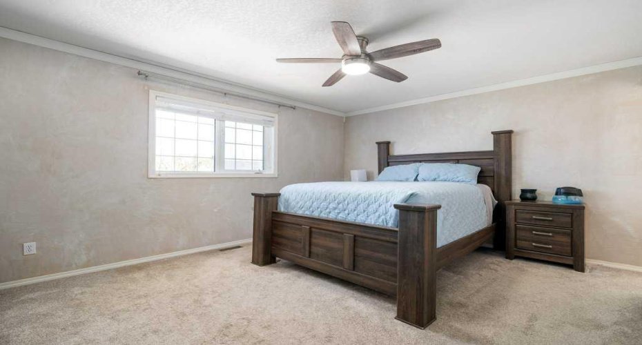 46 Sage Close, Medicine Hat, Alberta T1B 4H7, 5 Bedrooms Bedrooms, ,3 BathroomsBathrooms,Residential,For Sale,Sage,A2304345