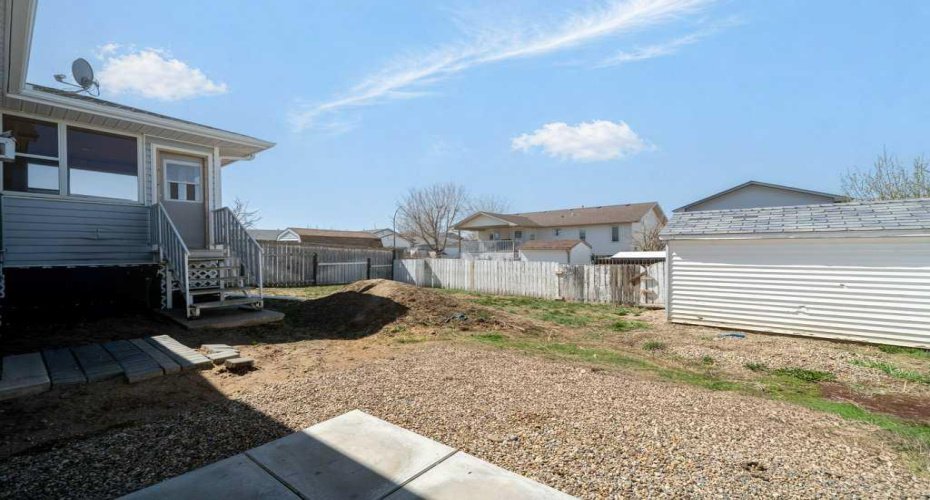 46 Sage Close, Medicine Hat, Alberta T1B 4H7, 5 Bedrooms Bedrooms, ,3 BathroomsBathrooms,Residential,For Sale,Sage,A2304345