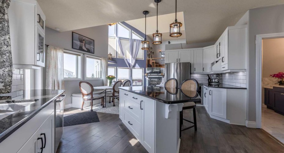 406 Meadow Lark Drive, Rural Lethbridge County, Alberta T1J 4R9, 5 Bedrooms Bedrooms, ,4 BathroomsBathrooms,Residential,For Sale,Meadow Lark,A2304348