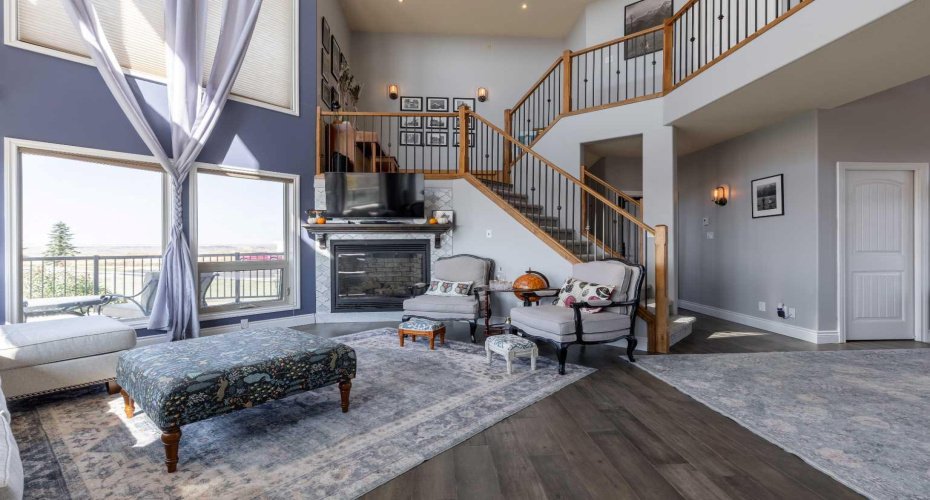 406 Meadow Lark Drive, Rural Lethbridge County, Alberta T1J 4R9, 5 Bedrooms Bedrooms, ,4 BathroomsBathrooms,Residential,For Sale,Meadow Lark,A2304348