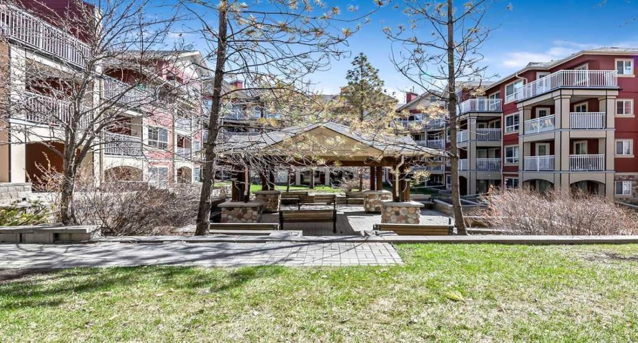 5115 Richard Road, Calgary, Alberta T3E 7M7, 1 Bedroom Bedrooms, ,1 BathroomBathrooms,Residential,For Sale,Richard,A2304354