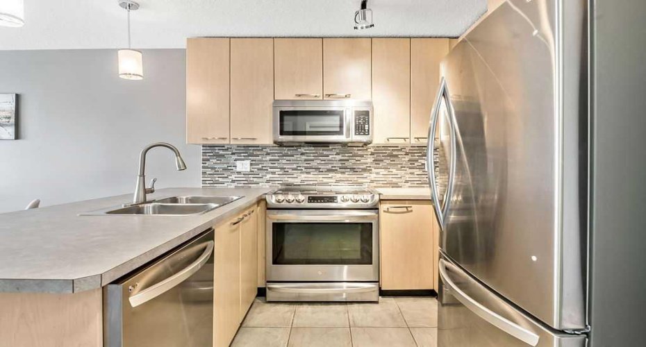 5115 Richard Road, Calgary, Alberta T3E 7M7, 1 Bedroom Bedrooms, ,1 BathroomBathrooms,Residential,For Sale,Richard,A2304354