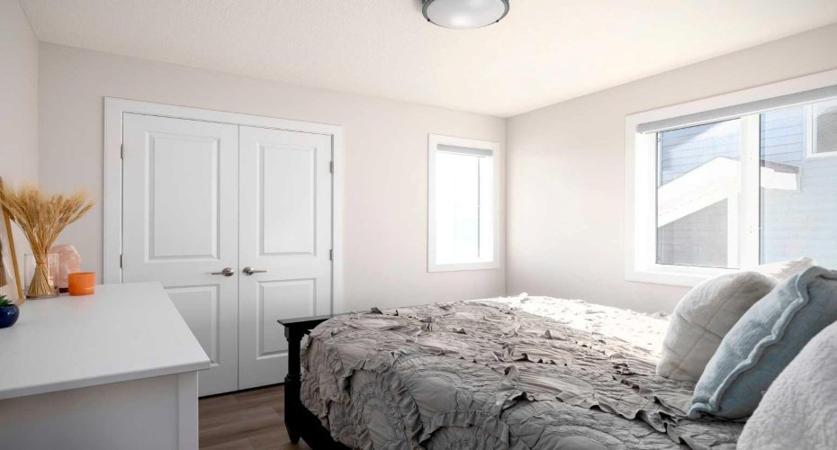 87 Waterford Mews, Chestermere, Alberta T1X 3B7, 3 Bedrooms Bedrooms, ,3 BathroomsBathrooms,Residential,For Sale,Waterford,A2297639