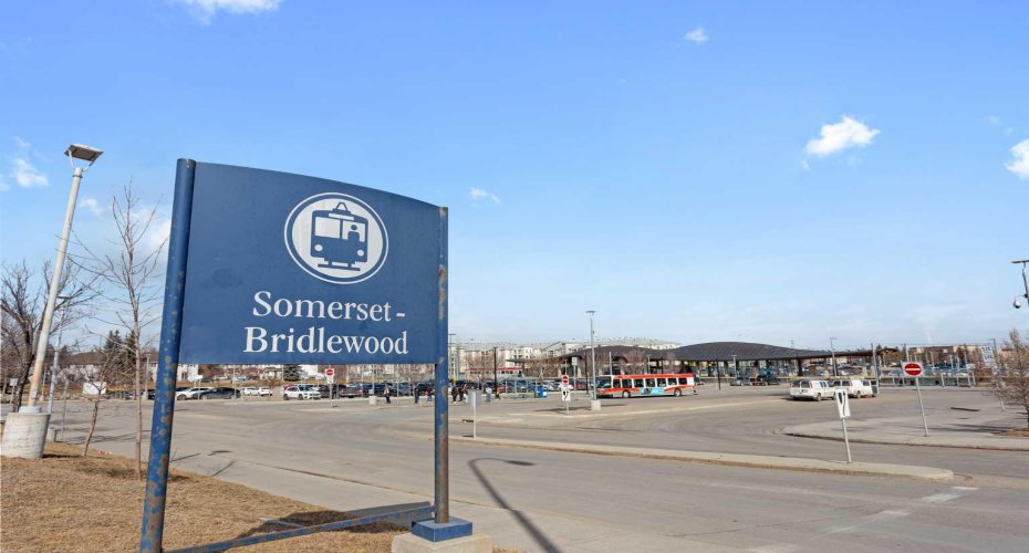 Somerset-Bridlewood Station