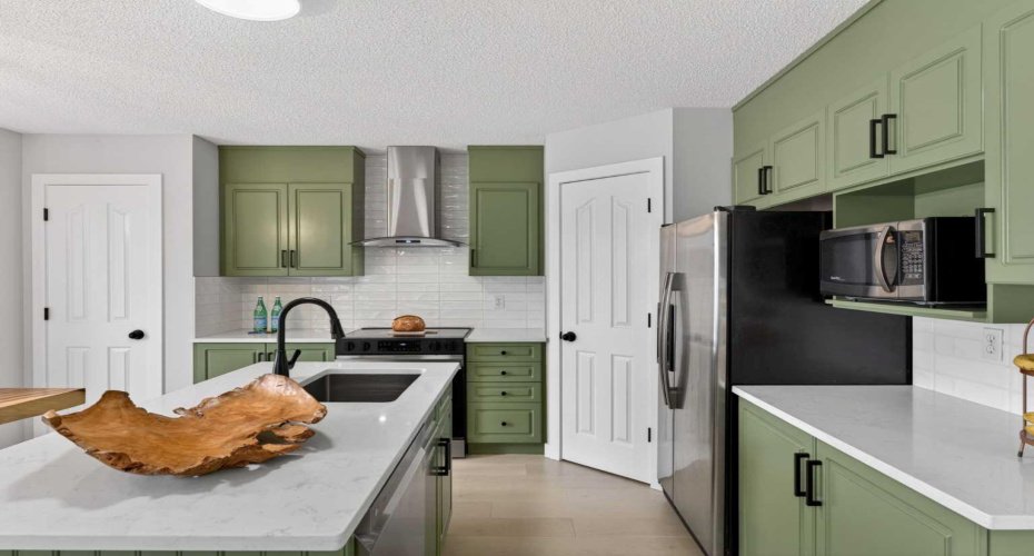 New Stove, New Backsplash, New countertops