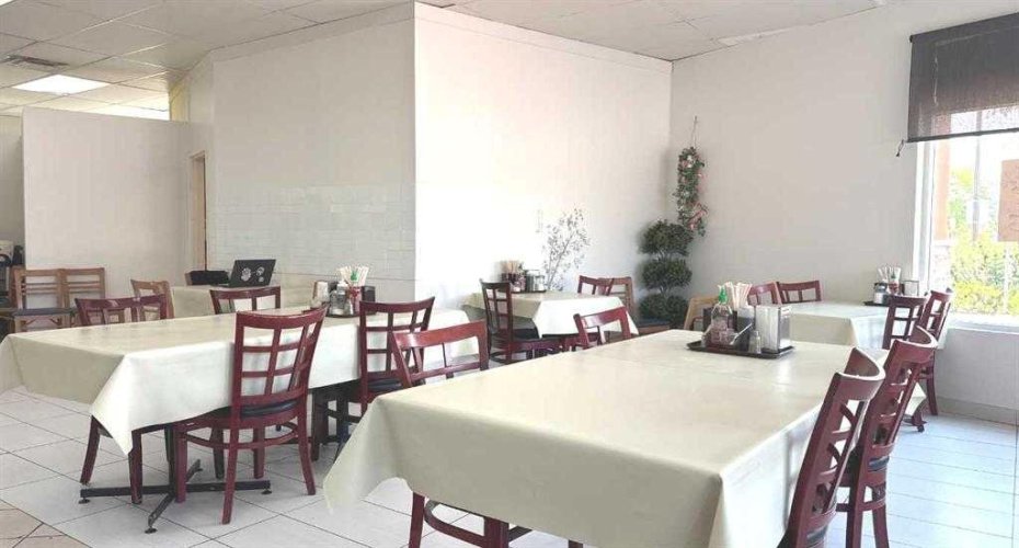 320 West Creek Drive, Chestermere, Alberta T1X 0P7, ,Commercial,For Lease,West Creek,A2298833