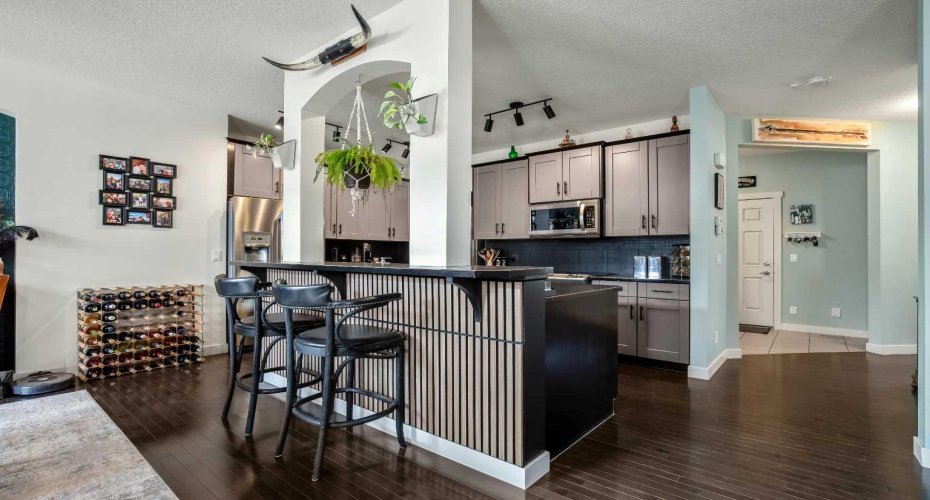 102 Cimarron Vista Crescent, Okotoks, Alberta T1S 0K2, 4 Bedrooms Bedrooms, ,4 BathroomsBathrooms,Residential,For Sale,Cimarron Vista,A2302943