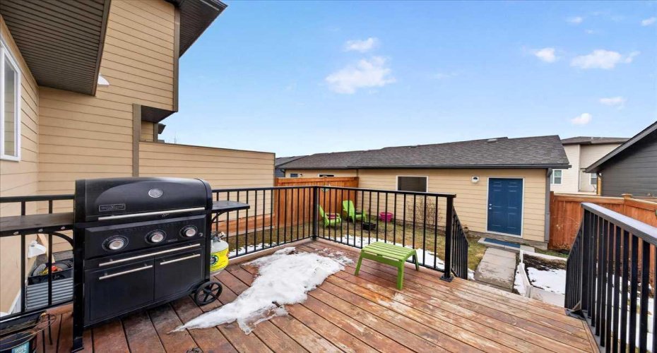 1325 Walden Drive, Calgary, Alberta T2X 2H6, 3 Bedrooms Bedrooms, ,3 BathroomsBathrooms,Residential,For Sale,Walden,A2305024