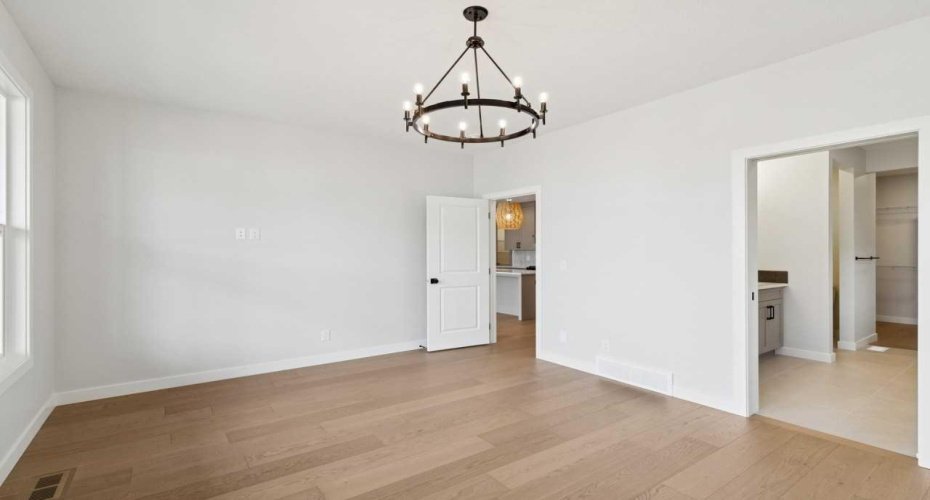 640 Shawnee Terrace, Calgary, Alberta T2Y0X5, 3 Bedrooms Bedrooms, ,3 BathroomsBathrooms,Residential,For Sale,Shawnee,A2305029