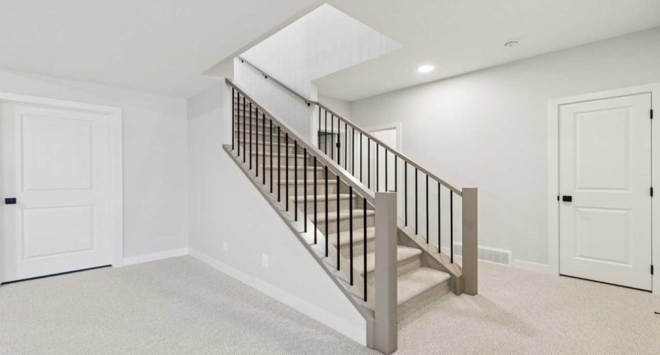 640 Shawnee Terrace, Calgary, Alberta T2Y0X5, 3 Bedrooms Bedrooms, ,3 BathroomsBathrooms,Residential,For Sale,Shawnee,A2305029