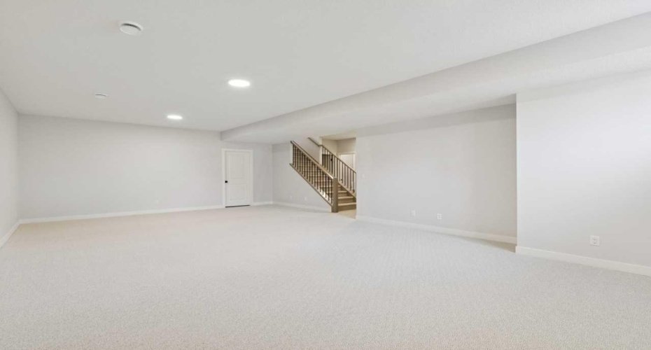 640 Shawnee Terrace, Calgary, Alberta T2Y0X5, 3 Bedrooms Bedrooms, ,3 BathroomsBathrooms,Residential,For Sale,Shawnee,A2305029