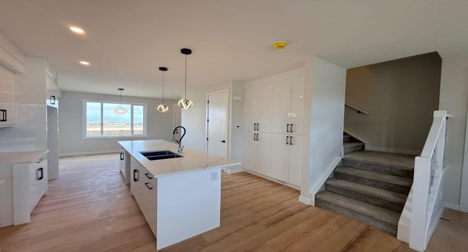 1927 McCaskill Drive, Crossfield, Alberta T0M0C1, 3 Bedrooms Bedrooms, ,3 BathroomsBathrooms,Residential,For Sale,McCaskill,A2305127