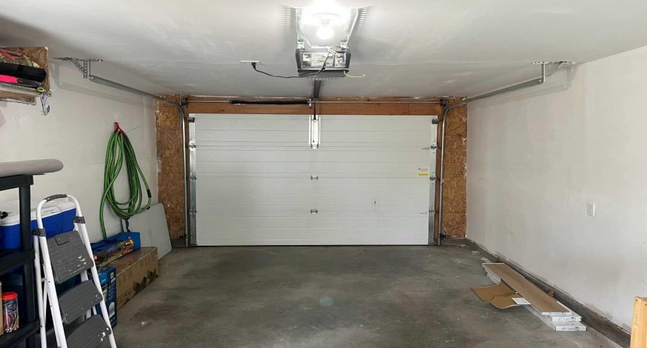 132 20 Street, Lethbridge, Alberta T1H 3M5, 2 Bedrooms Bedrooms, ,1 BathroomBathrooms,Residential,For Sale,20,A2303987