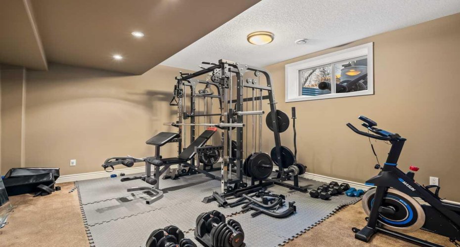 3924 15A Street, Calgary, Alberta T2T 4C7, 5 Bedrooms Bedrooms, ,5 BathroomsBathrooms,Residential,For Sale,15A,A2304036