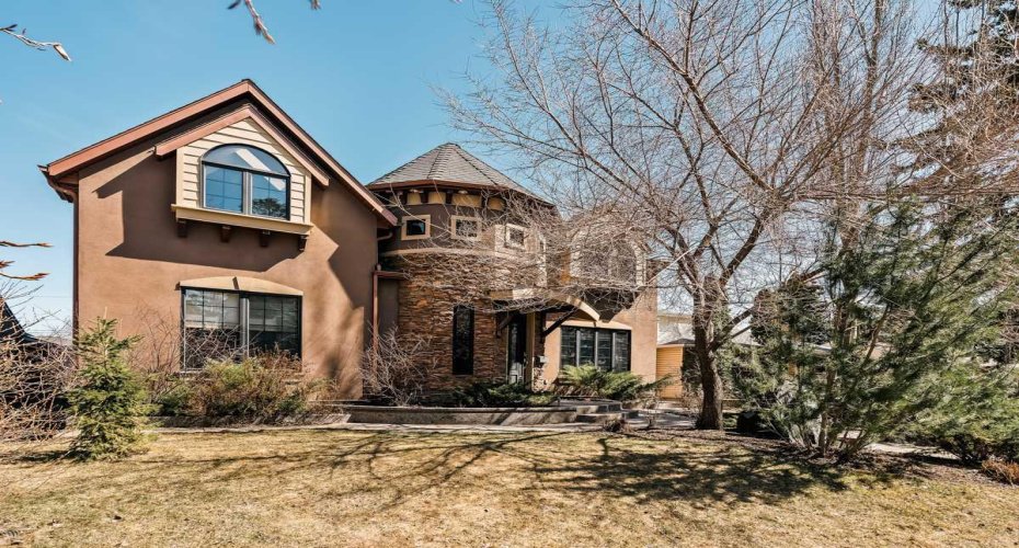 3924 15A Street, Calgary, Alberta T2T 4C7, 5 Bedrooms Bedrooms, ,5 BathroomsBathrooms,Residential,For Sale,15A,A2304036