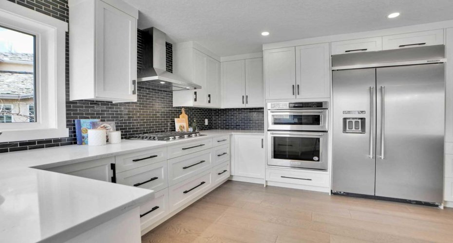 1408 Christie Knoll Green, Calgary, Alberta T3H 2R7, 5 Bedrooms Bedrooms, ,4 BathroomsBathrooms,Residential,For Sale,Christie Knoll,A2304041