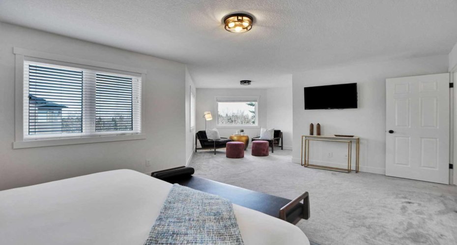 1408 Christie Knoll Green, Calgary, Alberta T3H 2R7, 5 Bedrooms Bedrooms, ,4 BathroomsBathrooms,Residential,For Sale,Christie Knoll,A2304041