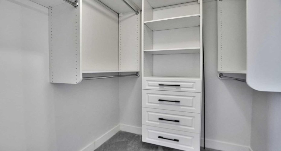 1408 Christie Knoll Green, Calgary, Alberta T3H 2R7, 5 Bedrooms Bedrooms, ,4 BathroomsBathrooms,Residential,For Sale,Christie Knoll,A2304041