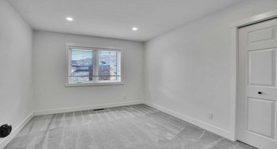 1408 Christie Knoll Green, Calgary, Alberta T3H 2R7, 5 Bedrooms Bedrooms, ,4 BathroomsBathrooms,Residential,For Sale,Christie Knoll,A2304041