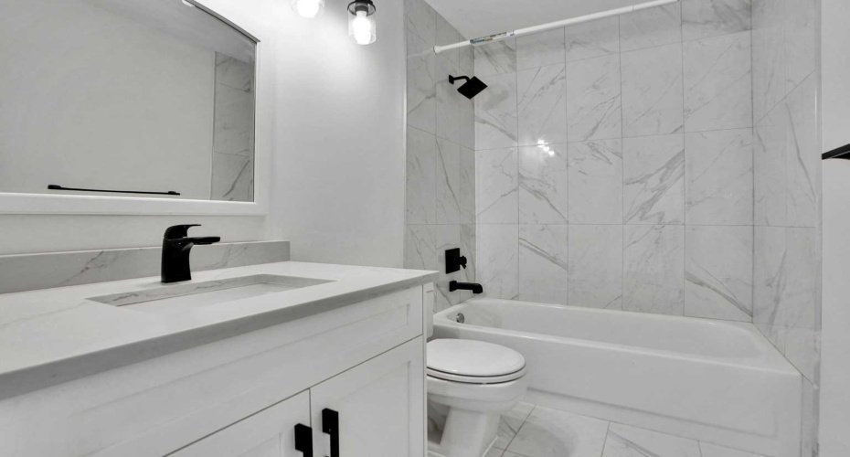 1408 Christie Knoll Green, Calgary, Alberta T3H 2R7, 5 Bedrooms Bedrooms, ,4 BathroomsBathrooms,Residential,For Sale,Christie Knoll,A2304041