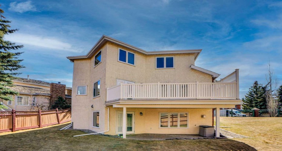 1408 Christie Knoll Green, Calgary, Alberta T3H 2R7, 5 Bedrooms Bedrooms, ,4 BathroomsBathrooms,Residential,For Sale,Christie Knoll,A2304041