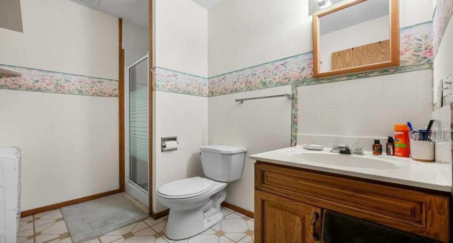 Full bathroom in the basement