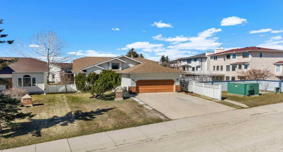 104 Arbour Lake Way, Calgary, Alberta T3G 3S8, 4 Bedrooms Bedrooms, ,3 BathroomsBathrooms,Residential,For Sale,Arbour Lake,A2304051
