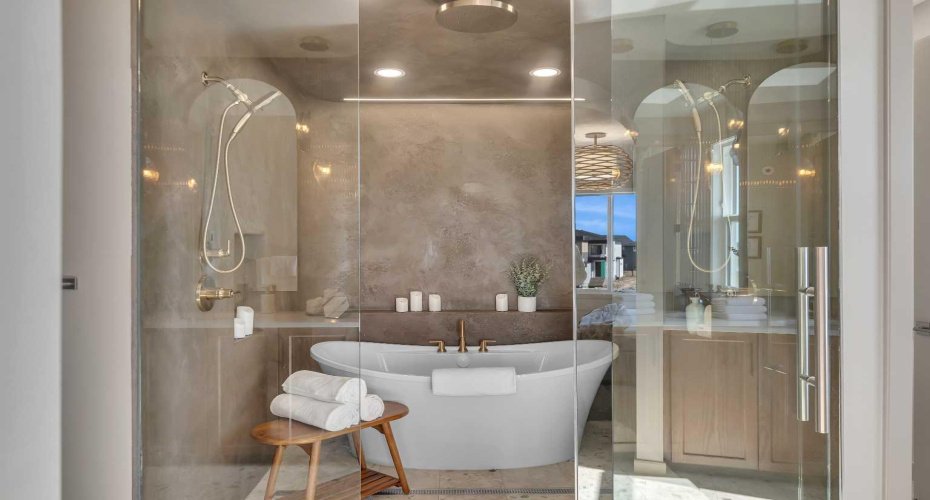 973 South Shore Terrace, Chestermere, Alberta T1X2S2, 7 Bedrooms Bedrooms, ,6 BathroomsBathrooms,Residential,For Sale,South Shore,A2304064