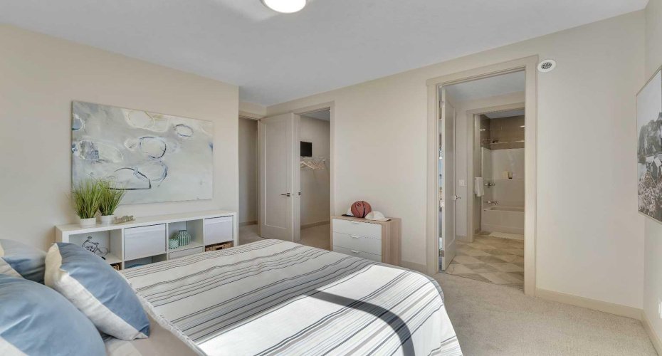 973 South Shore Terrace, Chestermere, Alberta T1X2S2, 7 Bedrooms Bedrooms, ,6 BathroomsBathrooms,Residential,For Sale,South Shore,A2304064