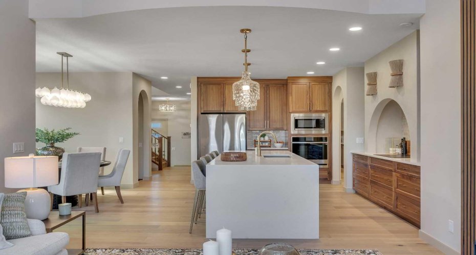 973 South Shore Terrace, Chestermere, Alberta T1X2S2, 7 Bedrooms Bedrooms, ,6 BathroomsBathrooms,Residential,For Sale,South Shore,A2304064