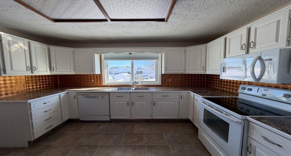 125 2 Avenue, Delia, Alberta T0J0W0, 4 Bedrooms Bedrooms, ,2 BathroomsBathrooms,Residential,For Sale,2,A2304072