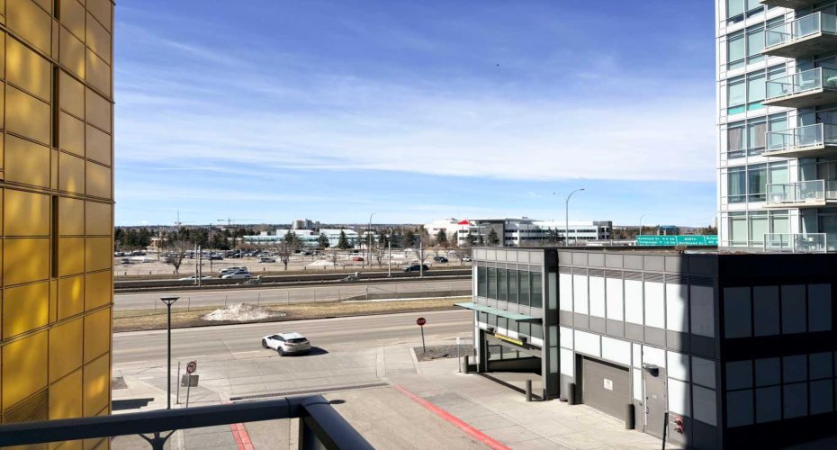 3820 Brentwood Road, Calgary, Alberta T2L 2L5, 2 Bedrooms Bedrooms, ,2 BathroomsBathrooms,Residential,For Sale,Brentwood,A2304082