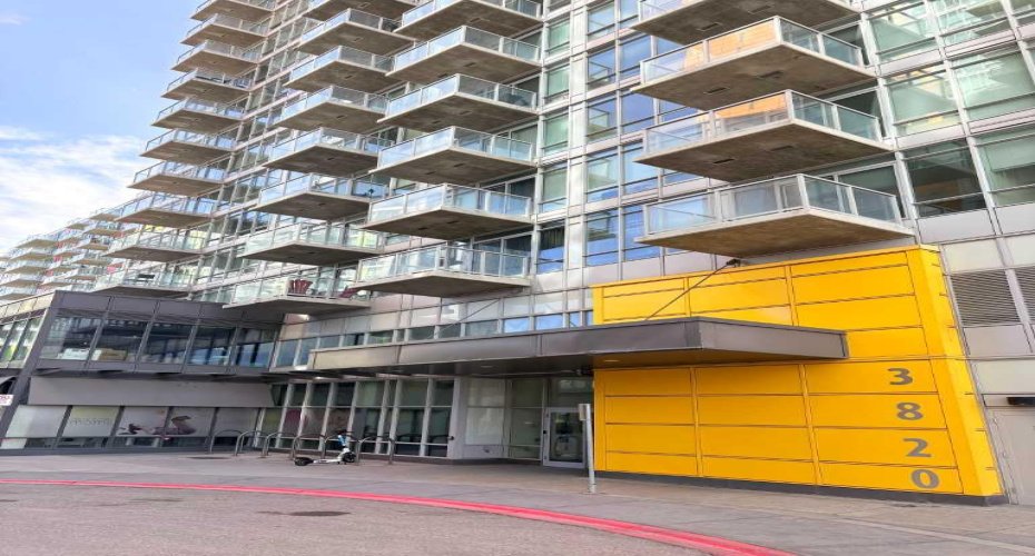 3820 Brentwood Road, Calgary, Alberta T2L 2L5, 2 Bedrooms Bedrooms, ,2 BathroomsBathrooms,Residential,For Sale,Brentwood,A2304082