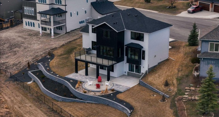 35 Monterra Cove, Cochrane Lake, Alberta T4C 0G7, 4 Bedrooms Bedrooms, ,4 BathroomsBathrooms,Residential,For Sale,Monterra,A2304114