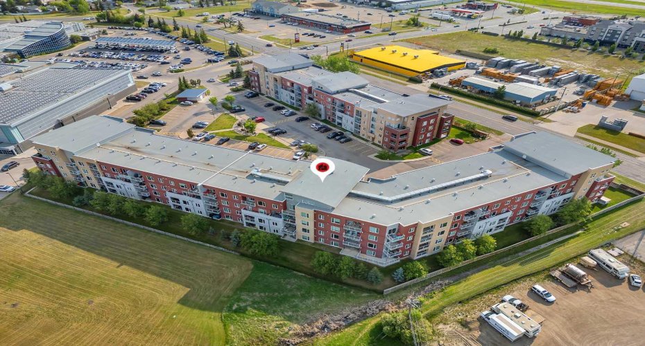 604 East Lake Boulevard, Airdrie, Alberta T4A 0G6, 2 Bedrooms Bedrooms, ,2 BathroomsBathrooms,Residential,For Sale,East Lake,A2304127