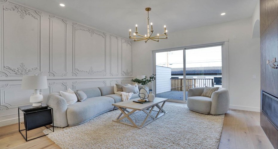 2012 35 Street, Calgary, Alberta T3E 2X6, 6 Bedrooms Bedrooms, ,6 BathroomsBathrooms,Residential,For Sale,35,A2304128