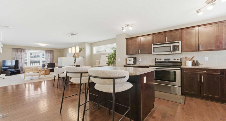 87 Sage Hill Way, Calgary, Alberta T3R 0H3, 4 Bedrooms Bedrooms, ,4 BathroomsBathrooms,Residential,For Sale,Sage Hill,A2304206