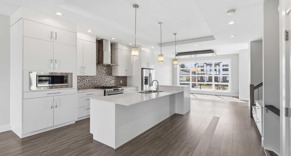 2052 46 Avenue, Calgary, Alberta T2T 2R9, 4 Bedrooms Bedrooms, ,4 BathroomsBathrooms,Residential,For Sale,46,A2304239